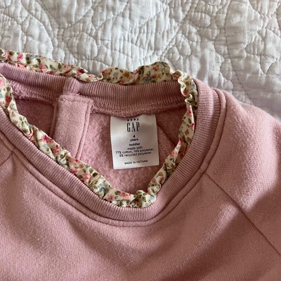 Gap Pink Sweater, size 4t - Picture 2 of 2